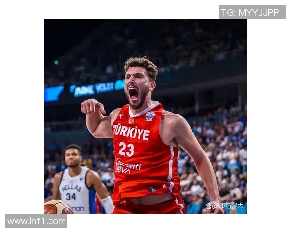 火箭雄鹿焦点对决：字母哥大概率出战，火箭伤病名单更新（申京膝盖不适